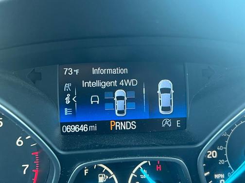 CANYON RIDGE METALLIC 2017 Ford Escape Titanium