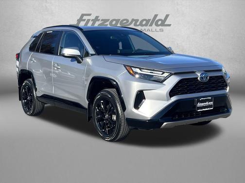 2024 Toyota RAV4 Hybrid SE