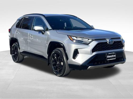 2024 Toyota RAV4 Hybrid SE