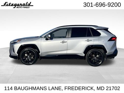 2024 Toyota RAV4 Hybrid SE