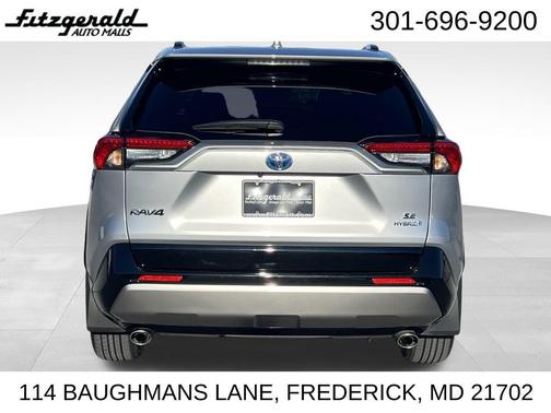 2024 Toyota RAV4 Hybrid SE