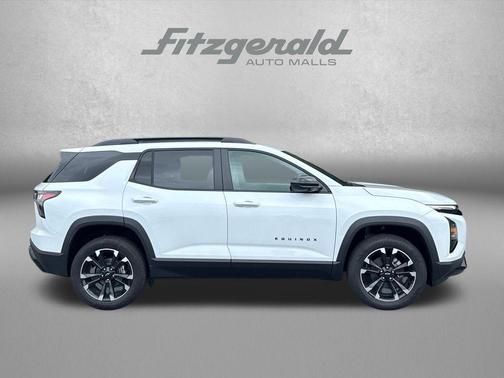 Polar White Tricoat 2026 Chevrolet Equinox AWD RS