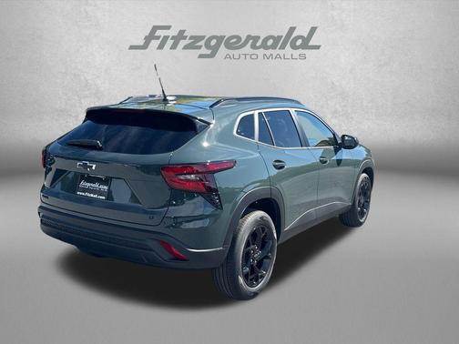 Cypress Gray 2026 Chevrolet Trax LT
