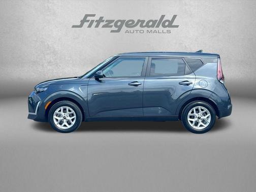 Gravity Gray 2025 Kia Soul LX