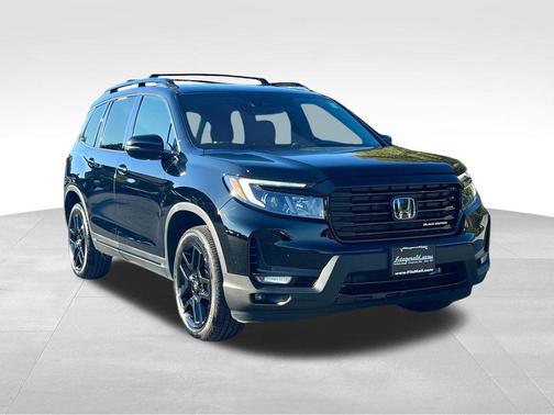 2025 Honda Passport AWD Black