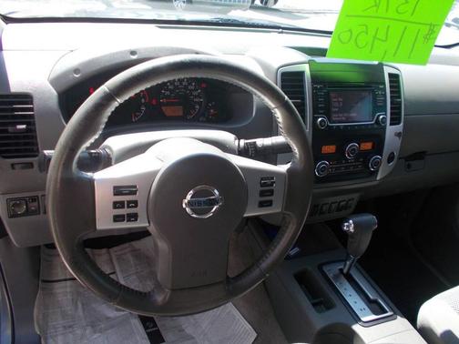 Charcoal 2018 Nissan Frontier SV