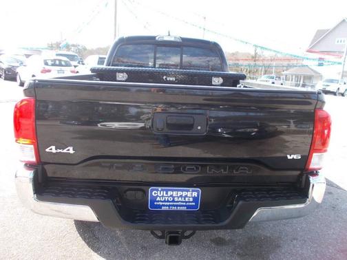 2017 Toyota Tacoma SR5