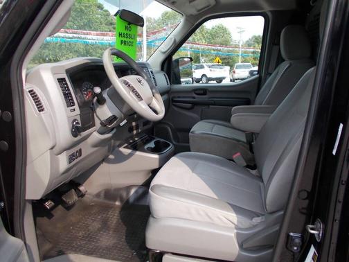 2018 Nissan NV Cargo NV2500 HD S V6