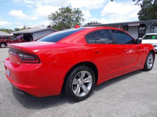 2017 Dodge Charger SXT