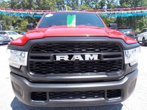 2022 RAM 2500 Tradesman Crew Cab 4x2 8' Box