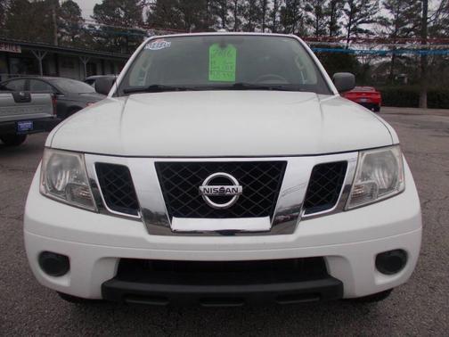 2016 Nissan Frontier SV
