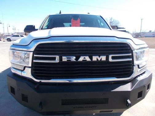 2019 RAM 2500 Big Horn Crew Cab 4x4 6'4' Box