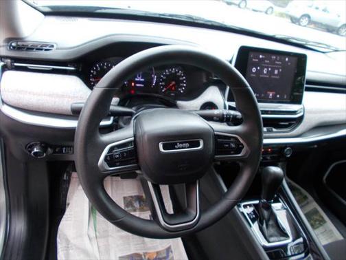 2022 Jeep Compass Sport
