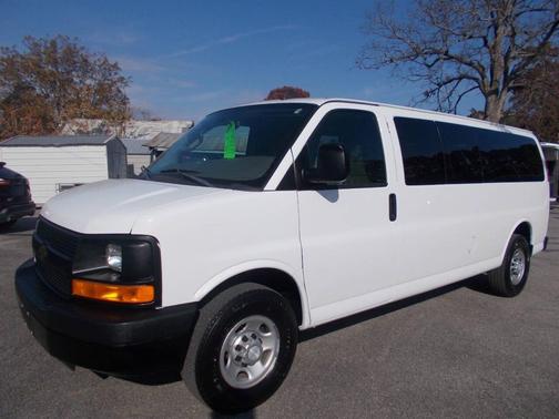 2016 Chevrolet Express 3500 LS