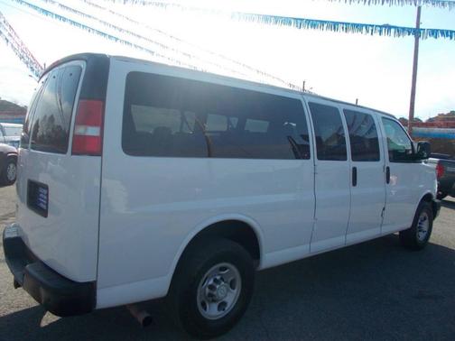 2016 Chevrolet Express 3500 LS