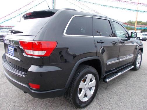 2011 Jeep Grand Cherokee Laredo