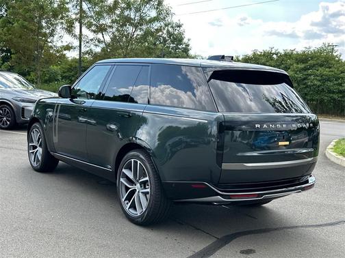 2025 Land Rover Range Rover P400 SE
