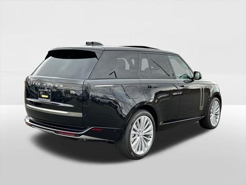 2025 Land Rover Range Rover P530 SE