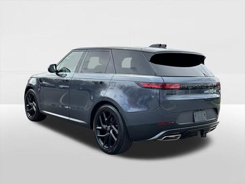 2023 Land Rover Range Rover Sport SE