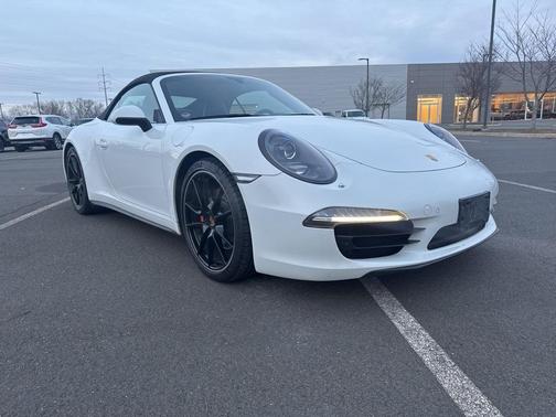2014 Porsche 911 Carrera 4S Cabriolet