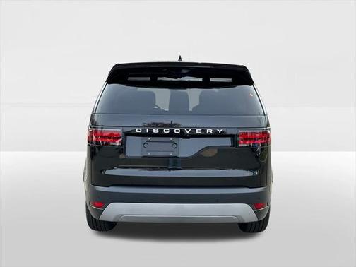 2025 Land Rover Discovery P300 S