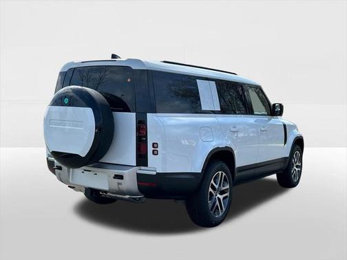 2025 Land Rover Defender 130 P300 S