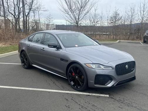2024 Jaguar XF R-Dynamic SE P250 AWD Automatic