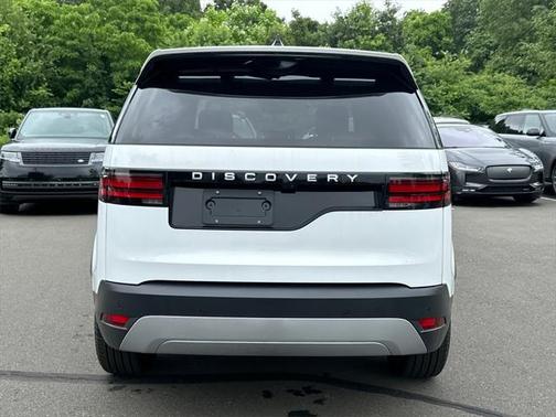 2025 Land Rover Discovery P300 S