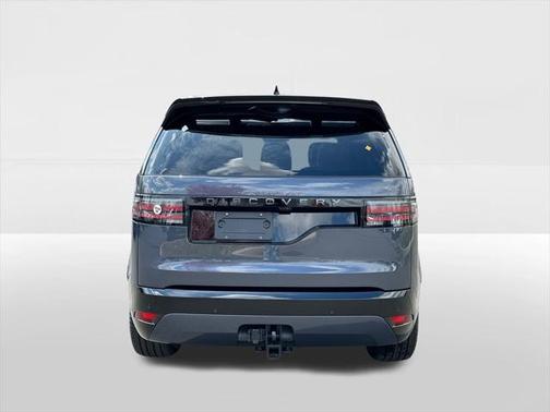 2025 Land Rover Discovery P300 Dynamic SE
