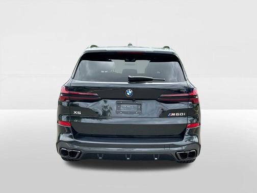 2024 BMW X5 M60i