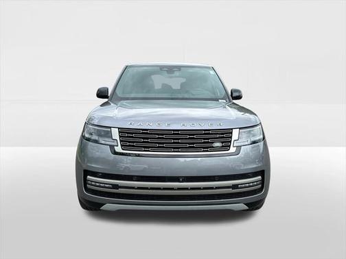 2025 Land Rover Range Rover P400 SE