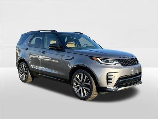 2025 Land Rover Discovery P300 Dynamic SE