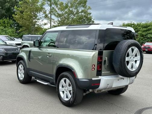 2022 Land Rover Defender 90 S