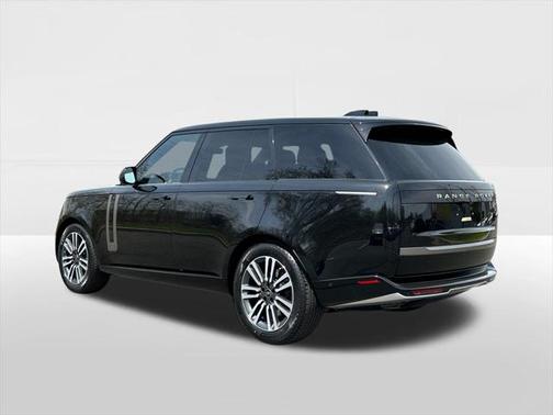 2023 Land Rover Range Rover P530 SE