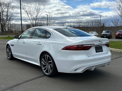 2024 Jaguar XF R-Dynamic SE P250 AWD Automatic