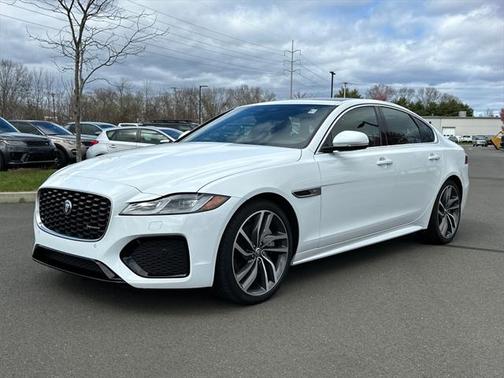 2024 Jaguar XF R-Dynamic SE P250 AWD Automatic