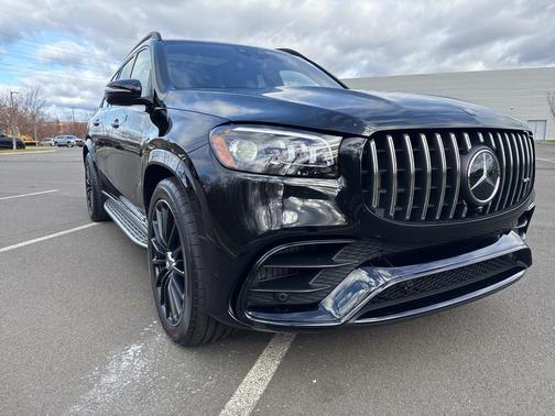 2026 Mercedes-Benz AMG GLS 63 Base