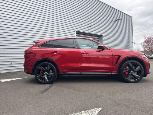 Firenze Red Metallic 2024 Jaguar F-PACE SVR P550 AWD Automatic