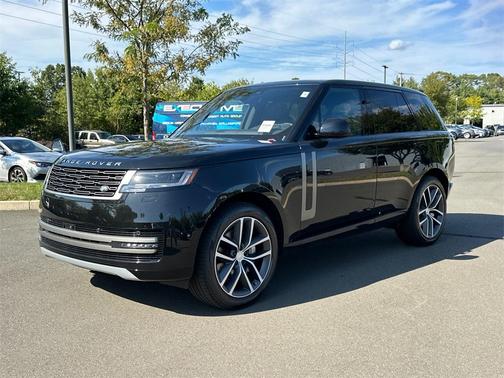 2025 Land Rover Range Rover P400 SE