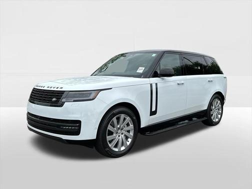 2025 Land Rover Range Rover P400 SE 7 Seat