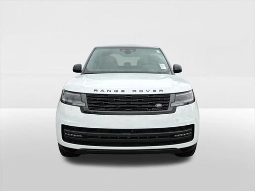 2025 Land Rover Range Rover P400 SE 7 Seat