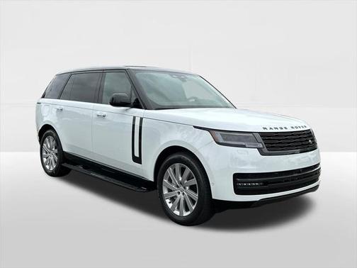 2025 Land Rover Range Rover P400 SE 7 Seat