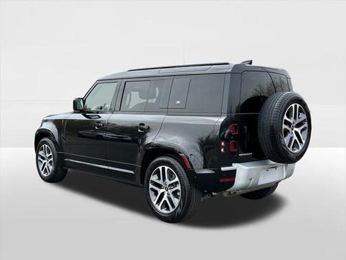 2022 Land Rover Defender 110 XS Edition