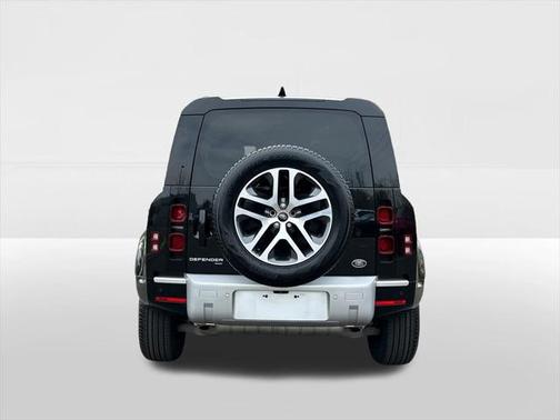 2022 Land Rover Defender 110 XS Edition
