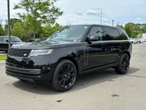 2025 Land Rover Range Rover P400 SE 7 Seat