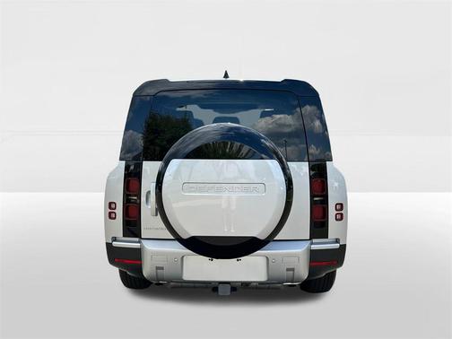 2024 Land Rover Defender 130 P400 S
