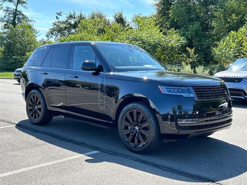 2025 Land Rover Range Rover P550e SE
