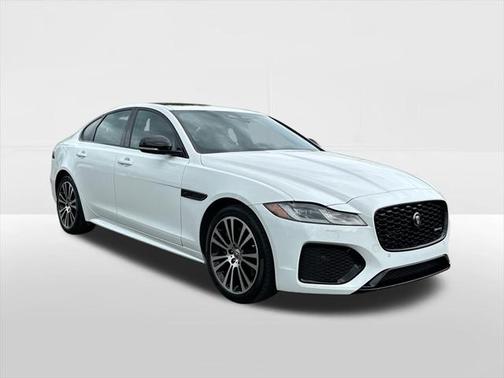 2024 Jaguar XF R-Dynamic SE P250 AWD Automatic