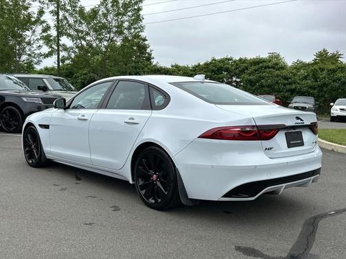 2021 Jaguar XF R-Dynamic SE P300 AWD Automatic