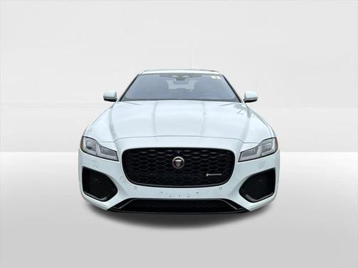 2021 Jaguar XF R-Dynamic SE P300 AWD Automatic